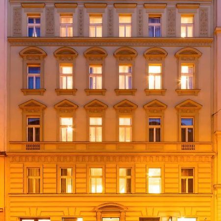 S42 Hotel プラハ エクステリア 写真