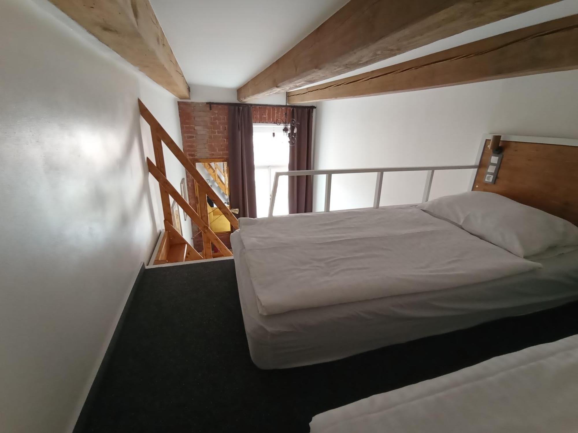 S42 Hotel プラハ 部屋 写真