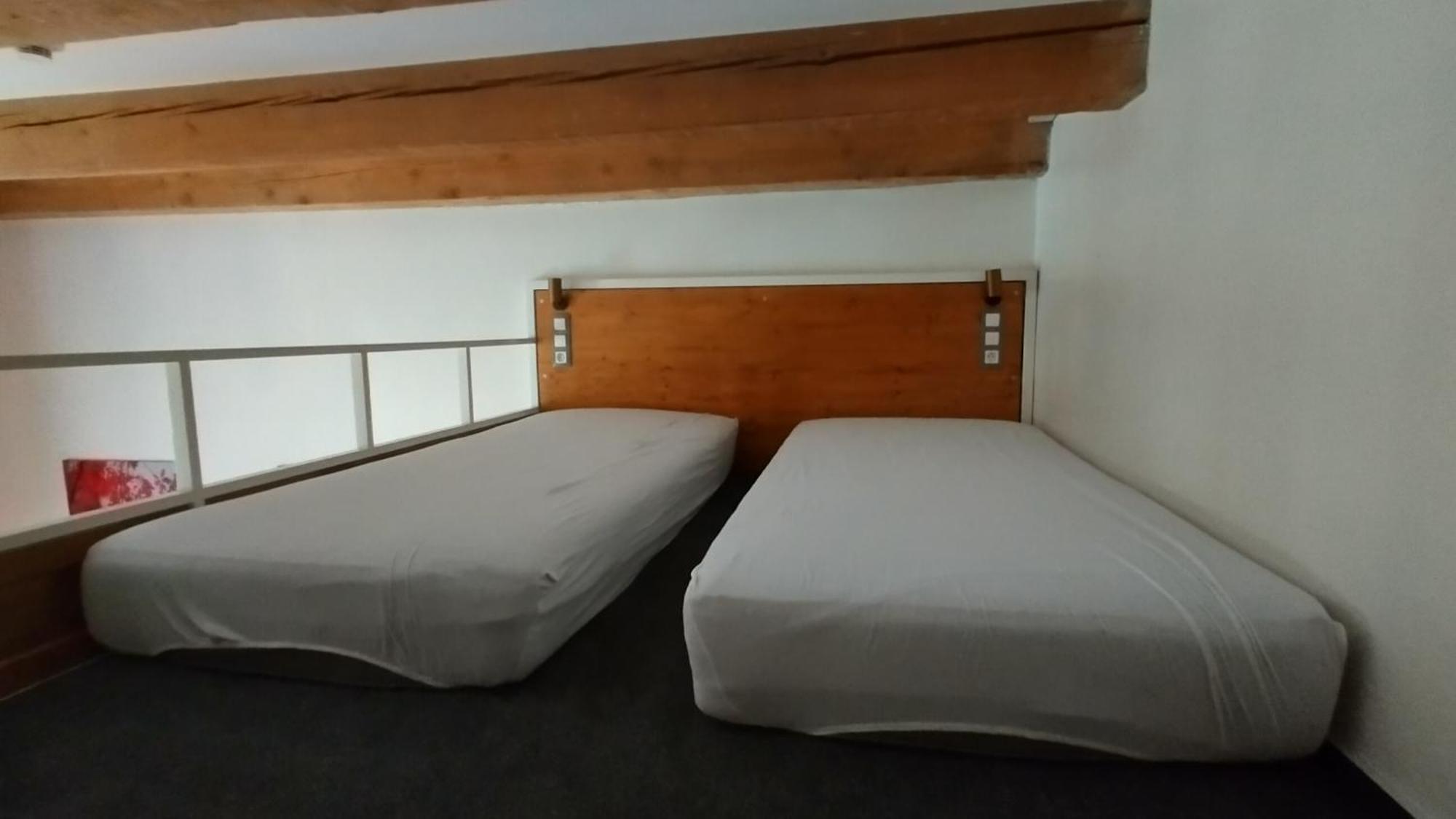 S42 Hotel プラハ 部屋 写真