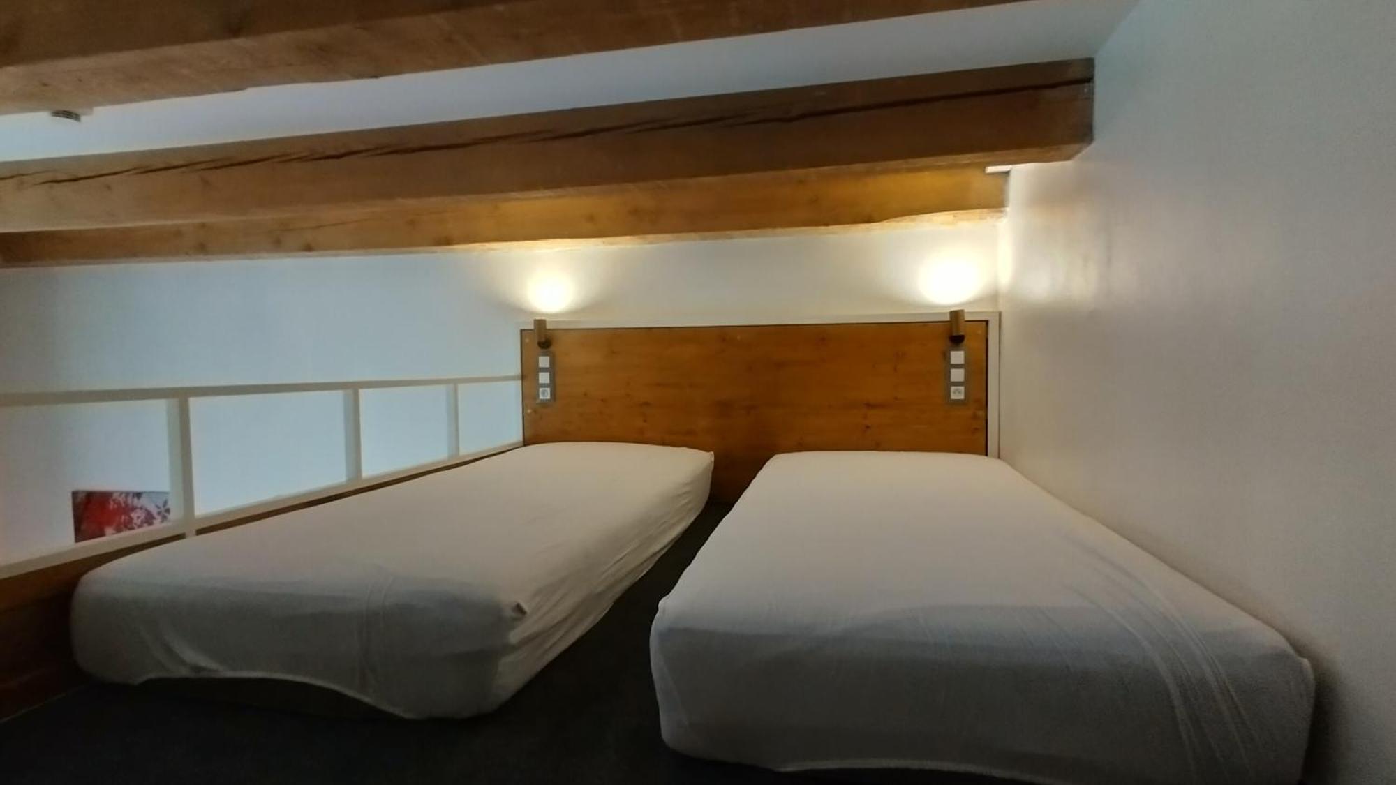 S42 Hotel プラハ 部屋 写真